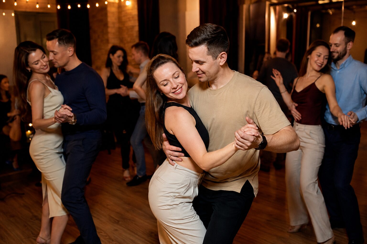 Танцевальная вечеринка бачата, Cosmo Dance